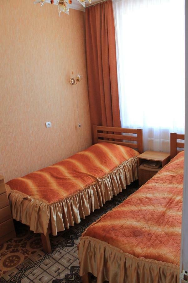 Kremin Hotel Kremenets' Exterior photo